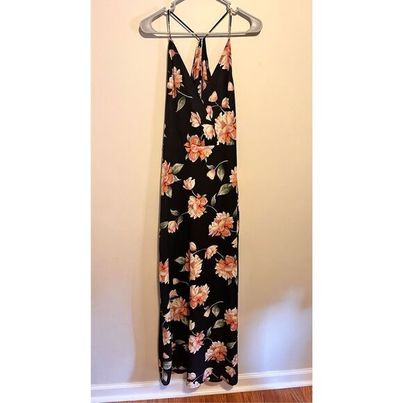 Lush Plunge Floral Maxi Dress - Picture 2 of 5